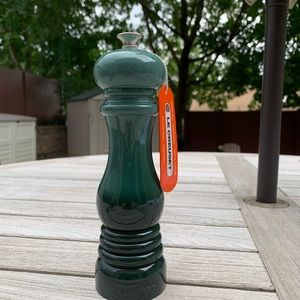 LeCreuset 8” Pepper Mill
